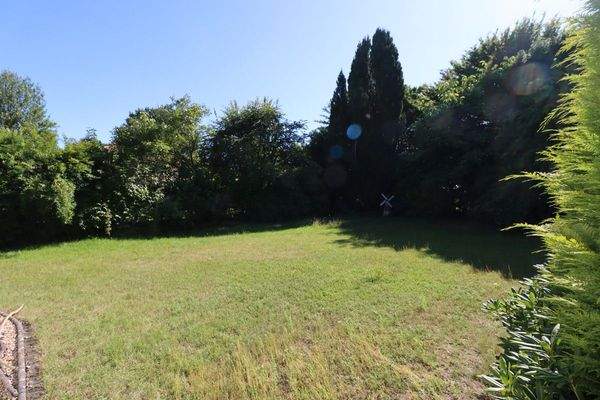 Grundstück mit Privatsphäre