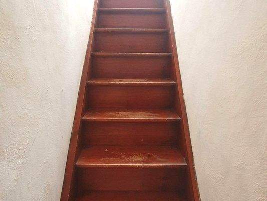 Treppe zum Dachgeschoss.jpg