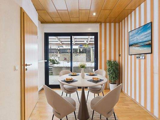 Mustermöbilierung Essbereich Küche