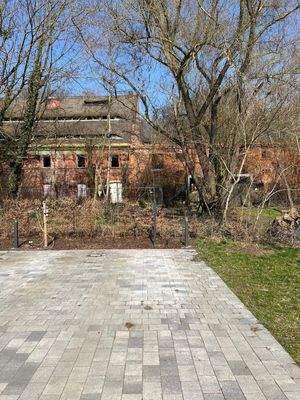 Stellplatz mit Lademöglichkeit für E-Fahrzeuge