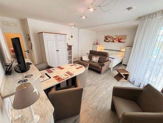 Wohn-/Schlafzimmer, Bild 1.jpg