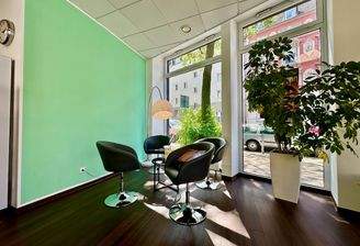 Loungebreich/Wartezone