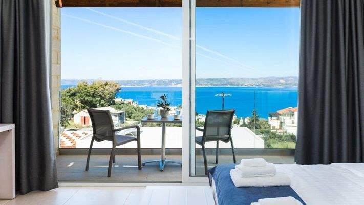 Hotel-for-sale-in-Chania-For-Sale-Hotel-for-sale-i