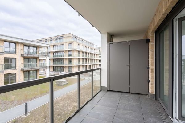 Balkon mit Abstellraum