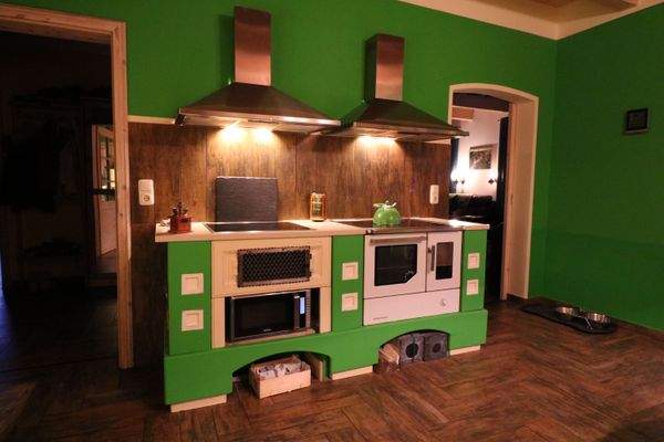 Moderner Küchenofen