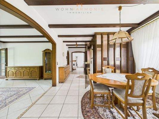 Eingangsbereich/Esszimmer