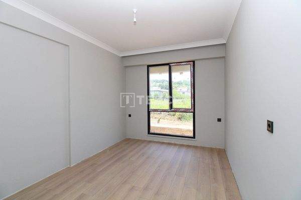 Apartments in a Complex Close to Daily Amenities in Yalova