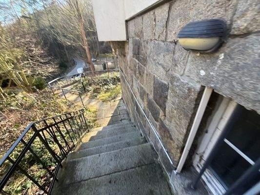 004020156800_302_358_1410202505402886