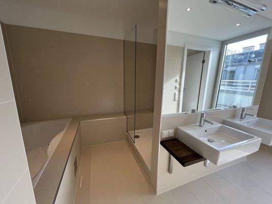 Badezimmer 2 en suite
