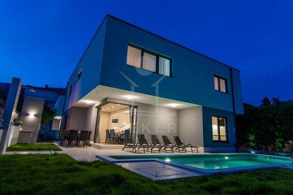 Ein begehrenswertes Luxus-Leben erwartet Sie hier