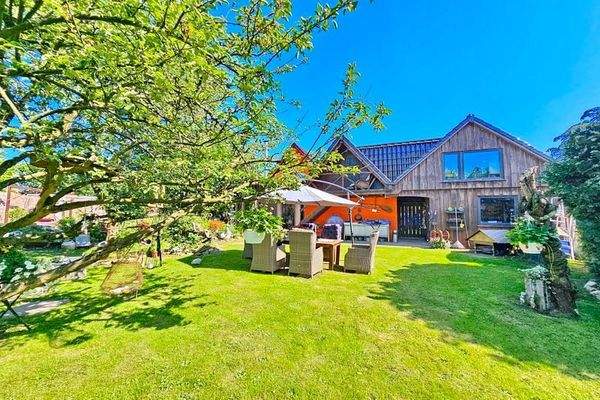 Blick aus dem grossen Garten