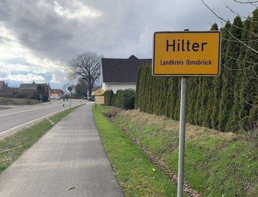 Hilter Ortseingangsschild