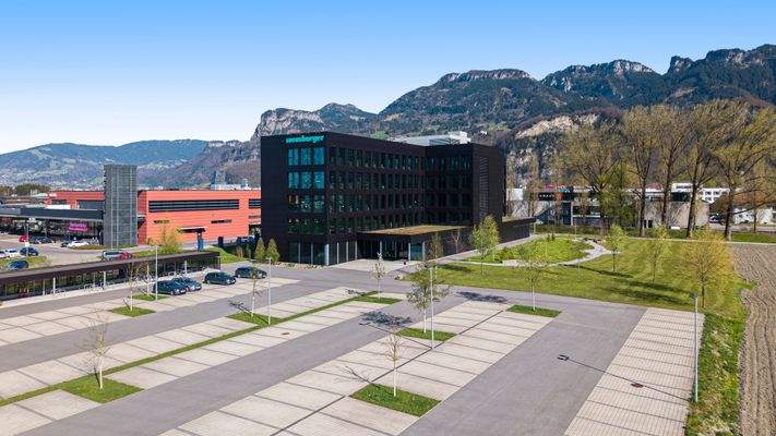 2022 eröffnetes Bürogebäude