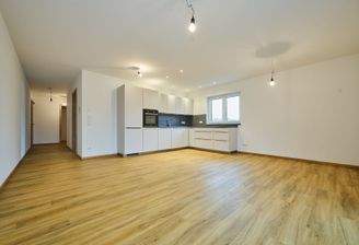 WHG 5 Straubing Wohnen_Essen_Kochen II