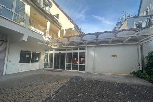 Eingangsbereich - Ladenfläche