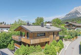 KITZIMMO-Exklusives Neubau-Luxuschalet in Toplage kaufen - Immobilien Going.