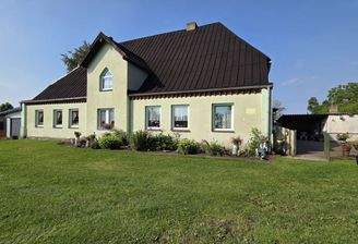 Haus Vorderansicht