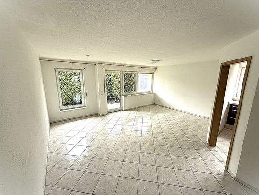 Wohn & Essbereich (2).JPG