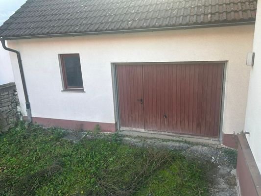 10 Garage