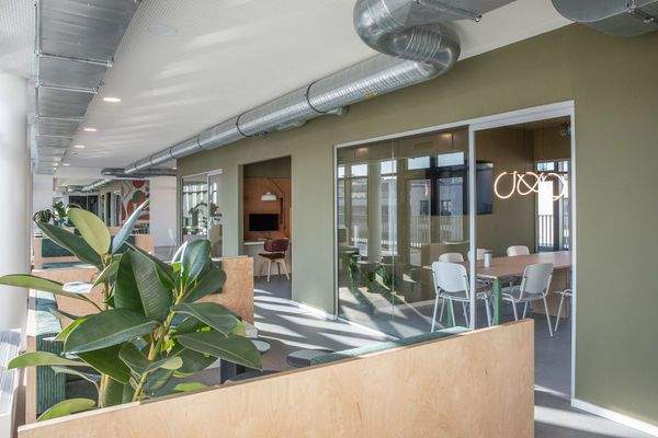 THE FIZZ Hamburg Hammerbrook 10.jpg