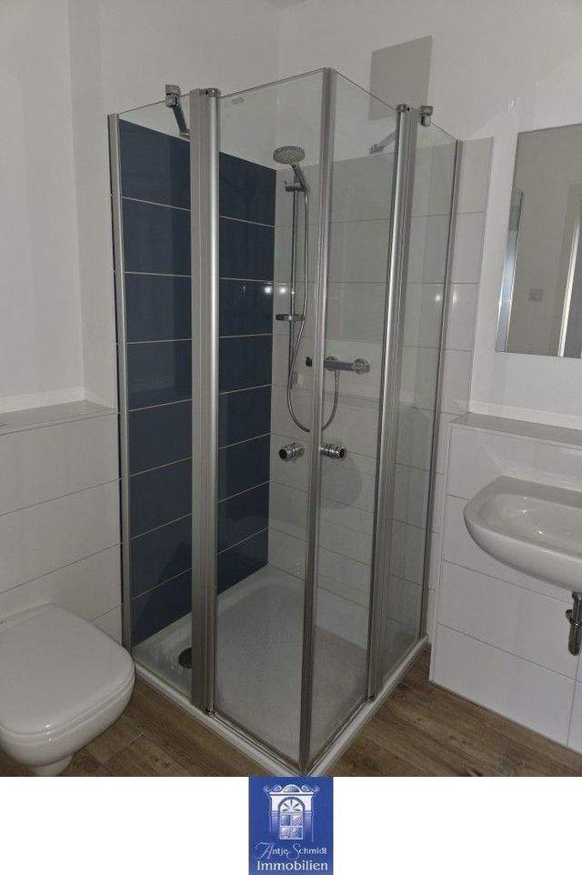 Ihr neues modernes Zuhause! Großer Balkon, 2 Bäder, Fußbodenheizung! - Foto 2