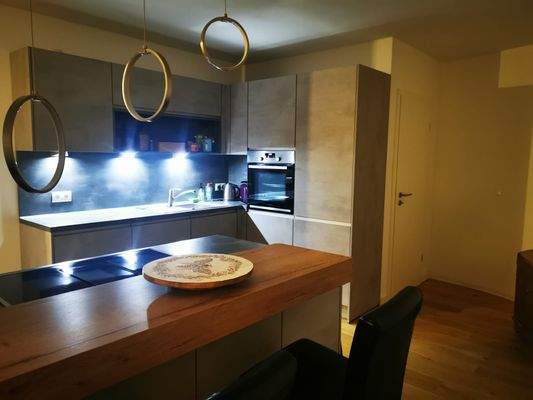 WhatsApp Image 2025-11-24 at 20.49.54.jpeg