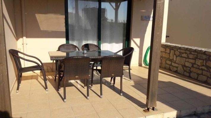 Kreta, Asprouliani: Stilvolles 3-Zimmer-Haus in einer Wohnanlage zu verkaufen