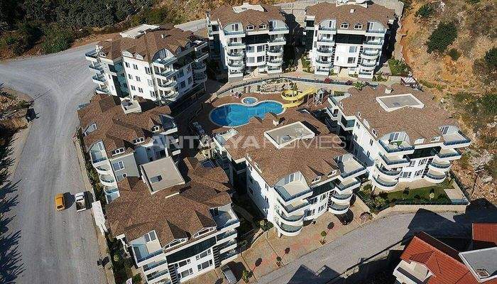 Turnkey Properties with Castle and Sea View in Alanya