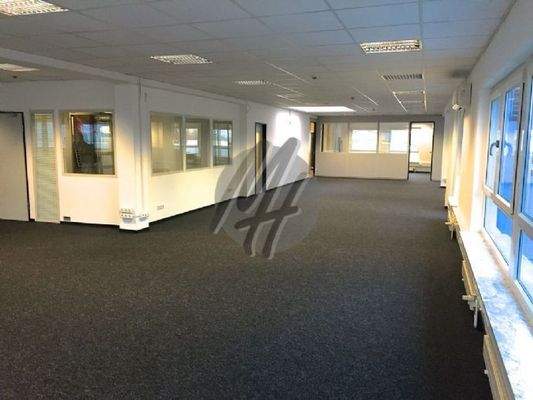 INFOS UNTER: 06171-586000