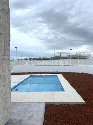 Luxe Houses with Private Pool and Garden in Denia Alicante