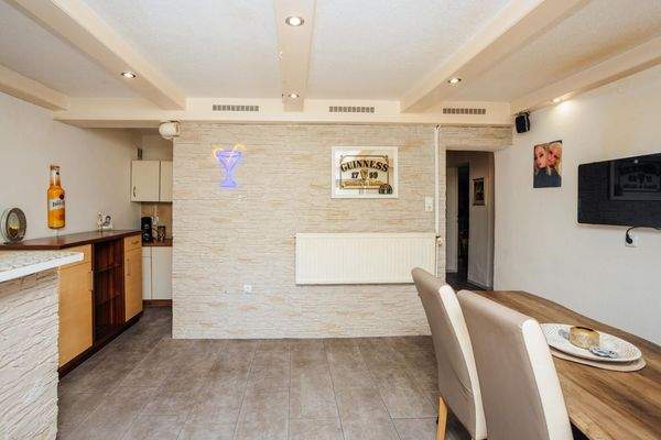 KG - Hobbykeller mit Kleinküche