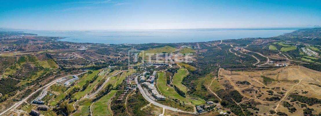 Brand New Real Estate Intertwined the Nature in Estepona