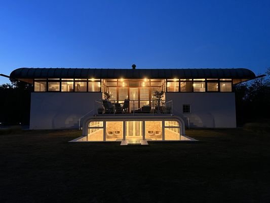 Haus Wittmann bei Nacht