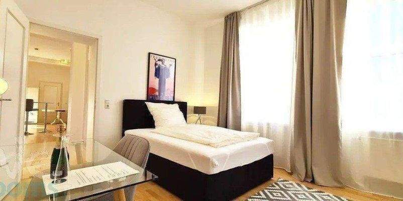 3 Zimmeransicht (3).jpg