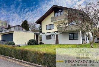 Außenansicht Logo.jpg