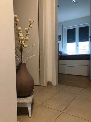 Blick ins Schlafzimmer - Beispielmöblierung