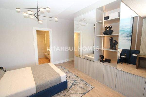 Spacious Triplex Houses Close to Sea in Istanbul Beylikduzu