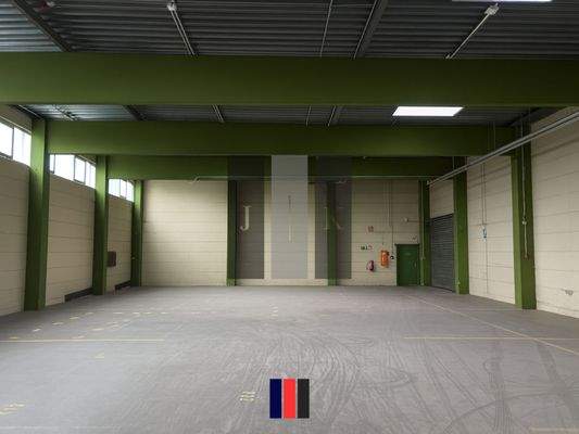 Halle Innenansicht 1 - Visualisierung