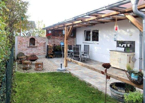 Überdachter Freisitz 