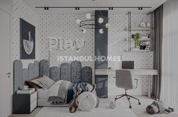 Flats Near the Historical Walls and the Sea in Zeytinburnu