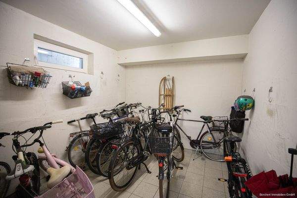Fahrradraum im Untergeschoss