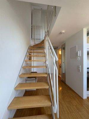 Die offene Treppe zur zweiten Wohnebene