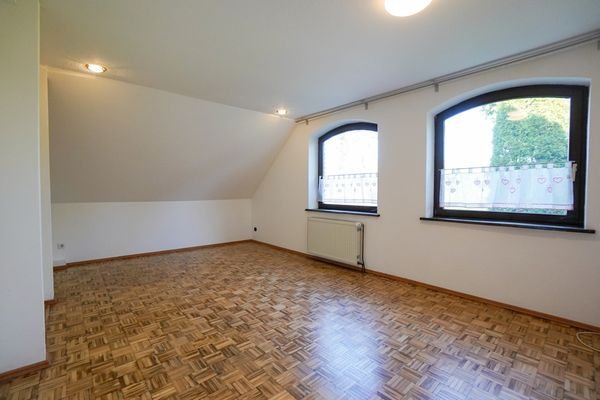 Wohnzimmer OG Einliegerwohnung 