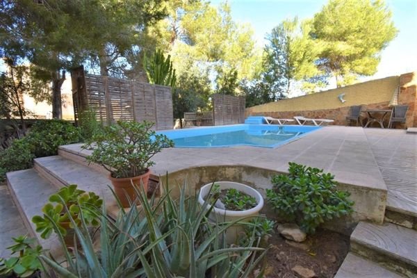 re-sale-detached-villa-orihuela-costa-villamartin_