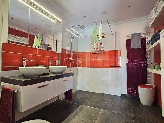 1.OG - Bad Ansicht 1.jpg