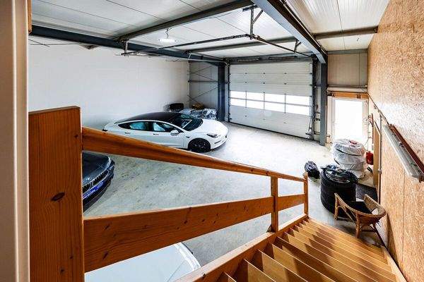 Werkshalle linke Seite