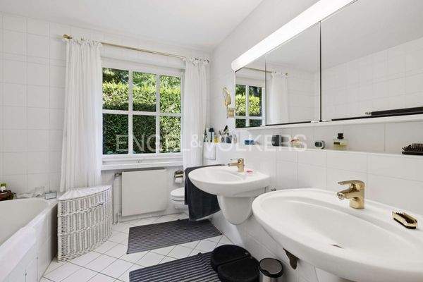 Vollbad im Erdgeschoss