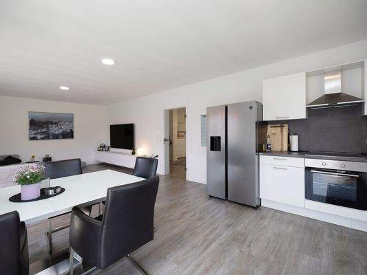 Wohn-Ess-Kochbereich (I. OG)