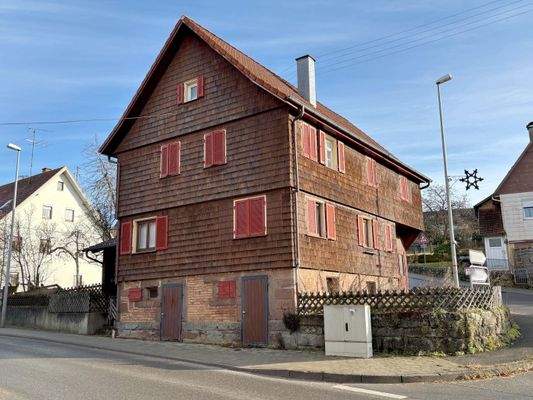 weitere Außenansicht der Straßenseite