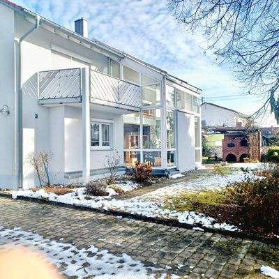 Südseite mit Wintergarten